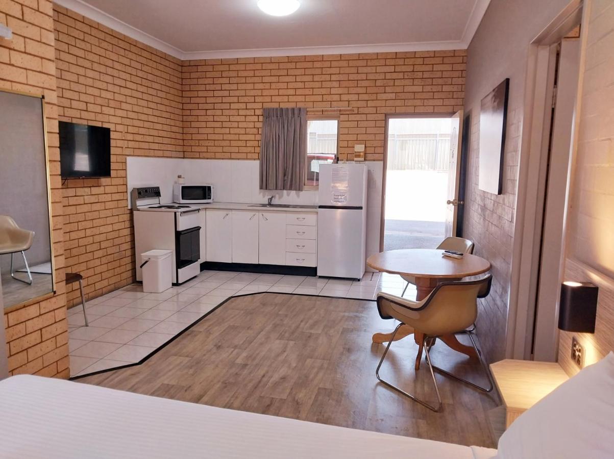 Tallarook Motor Inn Dubbo Luaran gambar